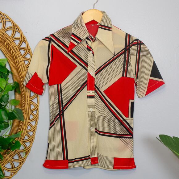 Vtg 70s Mod Dagger Collar Geometric Disco Button Shirt Red Black | Bright Winter - Picture 1 of 6